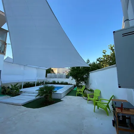 Holiday home Dimora La Casa Del Melograno Racale